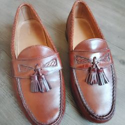 Men's Genuine Leather Shoes Size 10