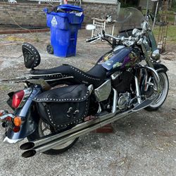 2001 Honda VTC1100