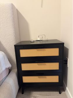 Set of 2 nightstands with charging ports