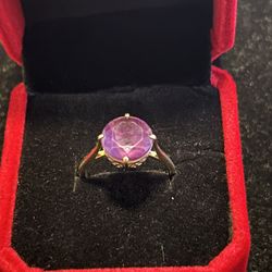 14k Yellow Gold Amethyst Ring 
