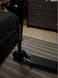 Electric scooter