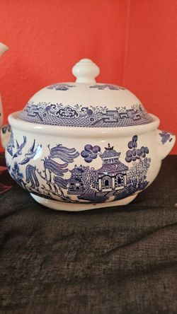 Churchill Serving/Soup bowl