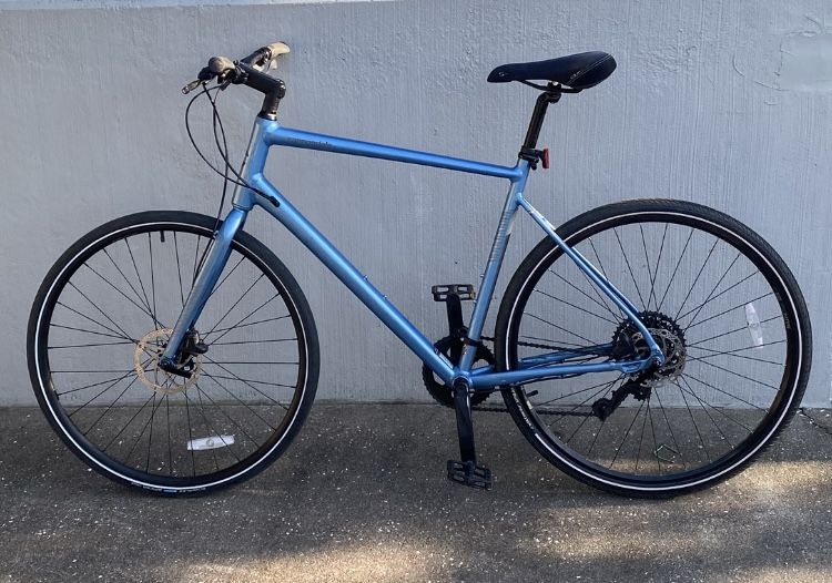 Cannondale Quick 4 Hybrid Bike