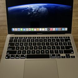 8 Core MacBook Air M1