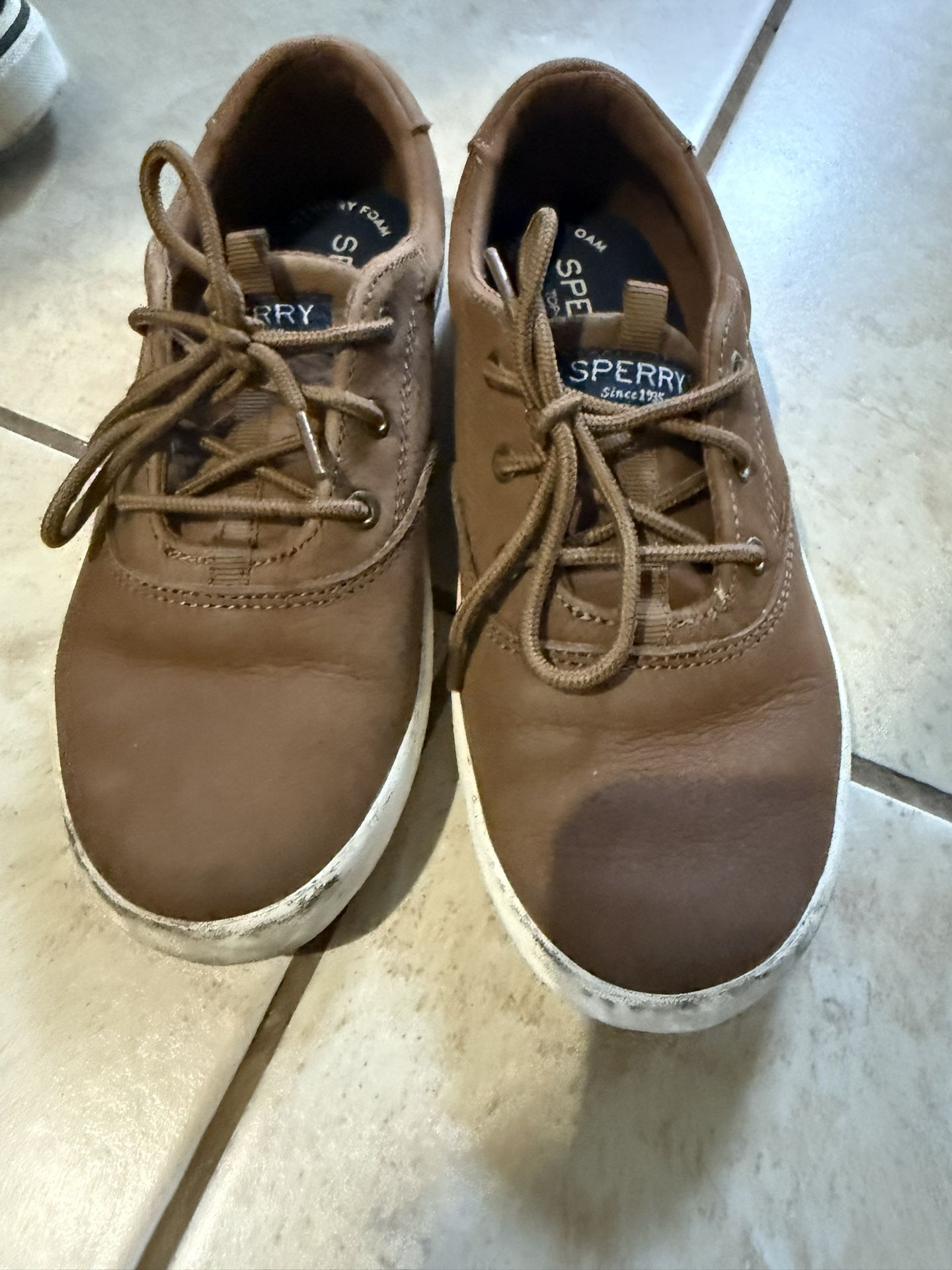 Little Kids Sperry