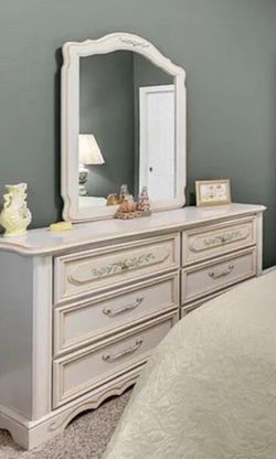 French Provincial Bedroom Set  Dresser, Mirror, Nightstand, Queen Headboard