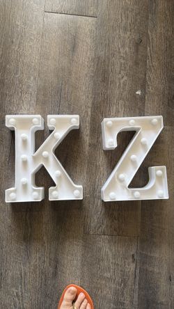 Small marquee letters battery operated