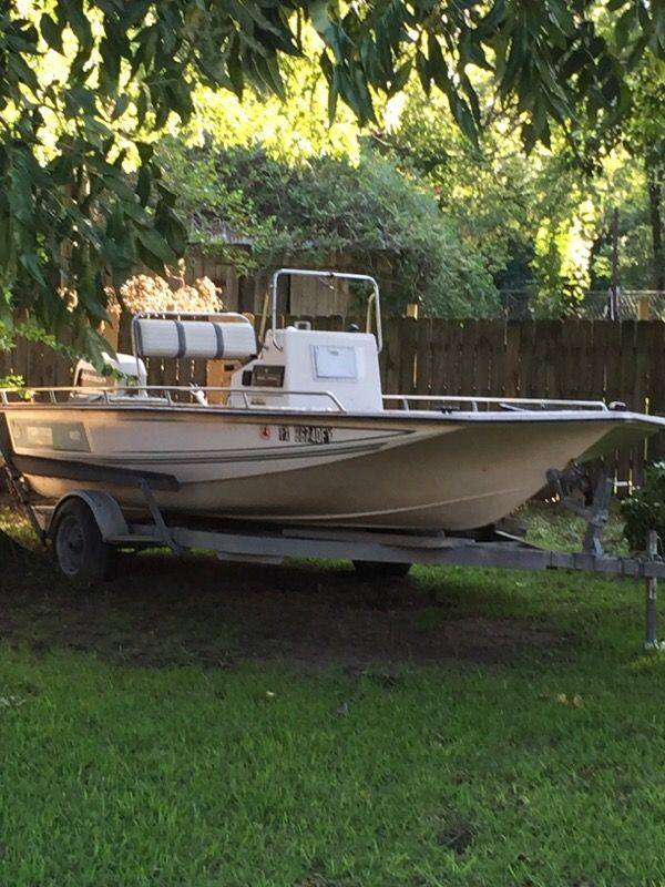 1992 BayMaster Center Console