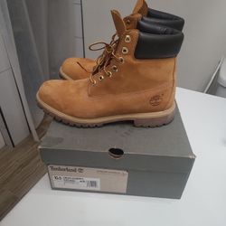 Timberland boots size 10.5