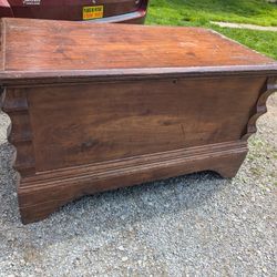 1800's Blanket Chest 