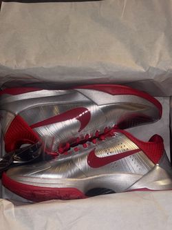 Kobe V Protro(Caitlyn Clark)(Read Description)