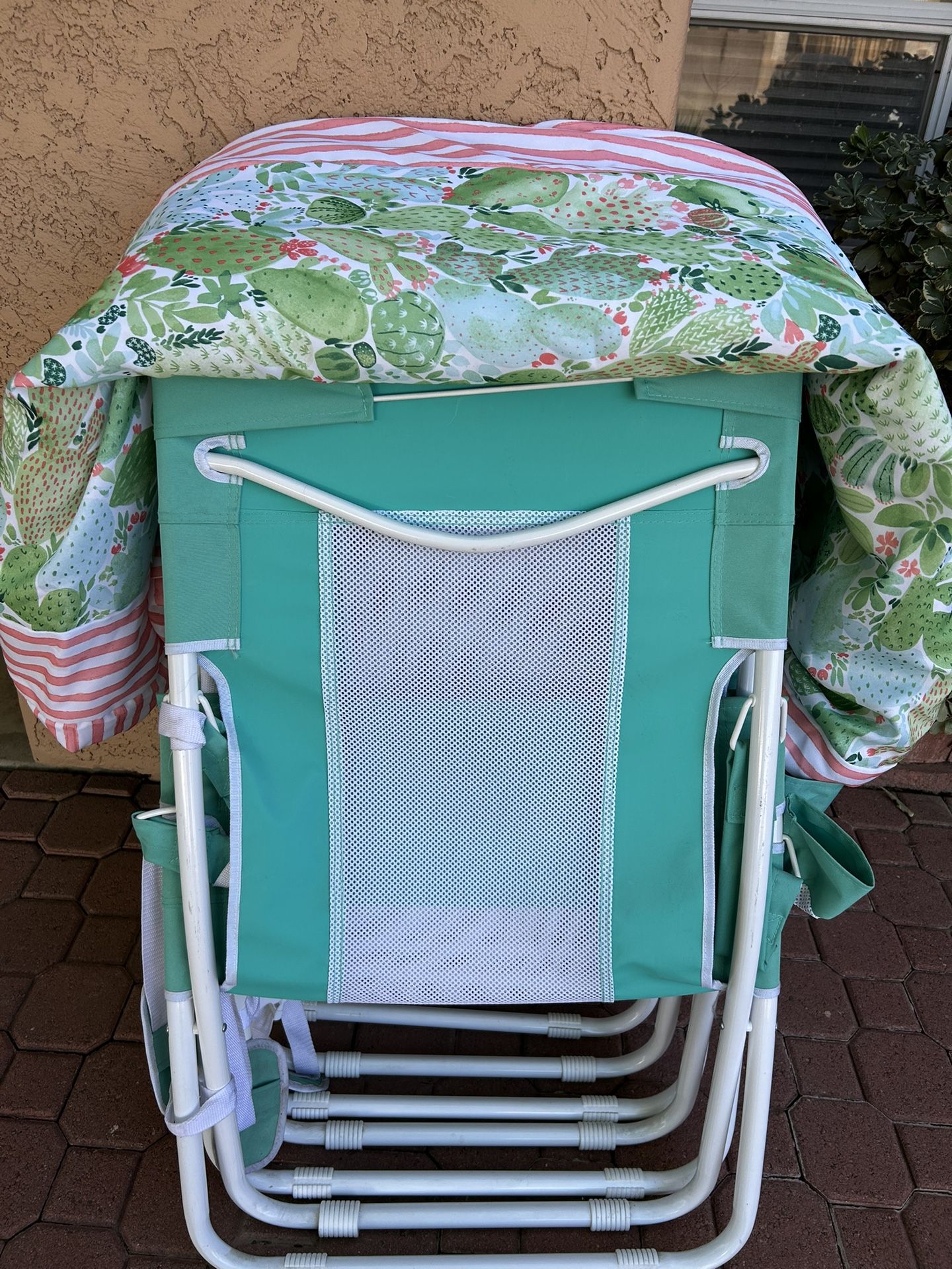 5 Canvas Sling Beach / Camping Chairs and Picnic Blanket