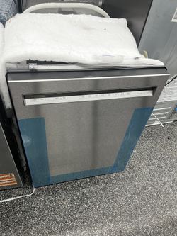 Stainless Steel KitchenAid 24” Built In Dishwasher 