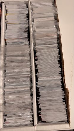 2024-2025 Topps NFL card Lot 1000k+ lot
