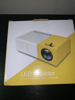 LED MINI PROJECTOR BRAND NEW