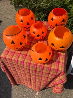 Plastic Jack-O-Lantern Trick-or-Treat Buckets