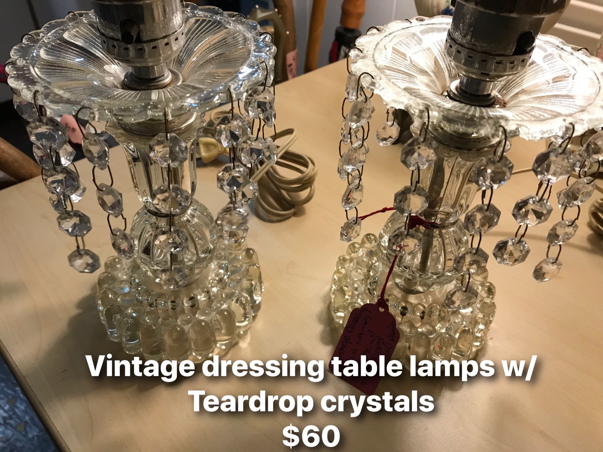 Vintage side table teardrop crystal lamps!