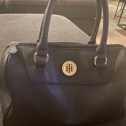 Tommy Hilfiger Black handbag