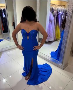 Formal dress for any occasion
