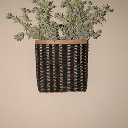 Wall Basket 
