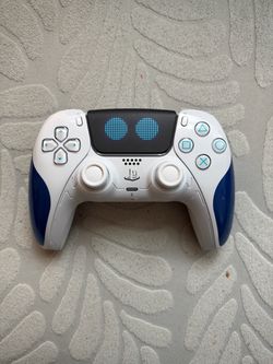 Astro Bot limited edition PS5 controller