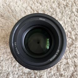 Nikon Nikkor 85mm 1.8 Camera Lens