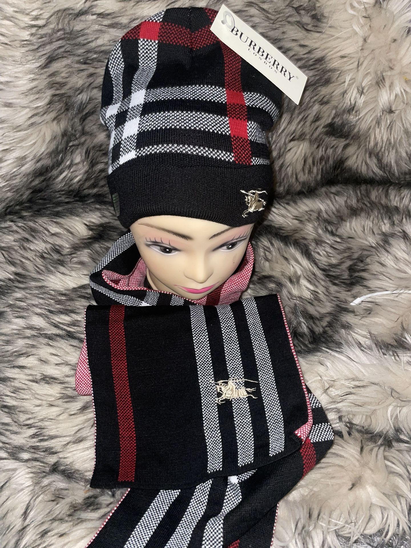 Burberry Hat And Scarf