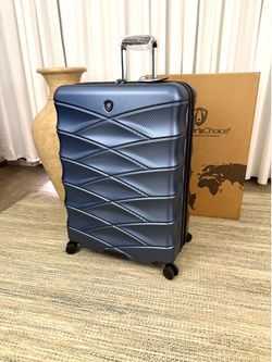 Traveler's Choice Hardside Luggage Spinner