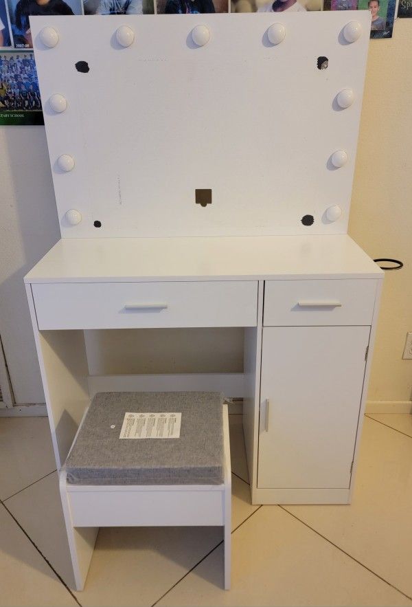 White Vanity Desk