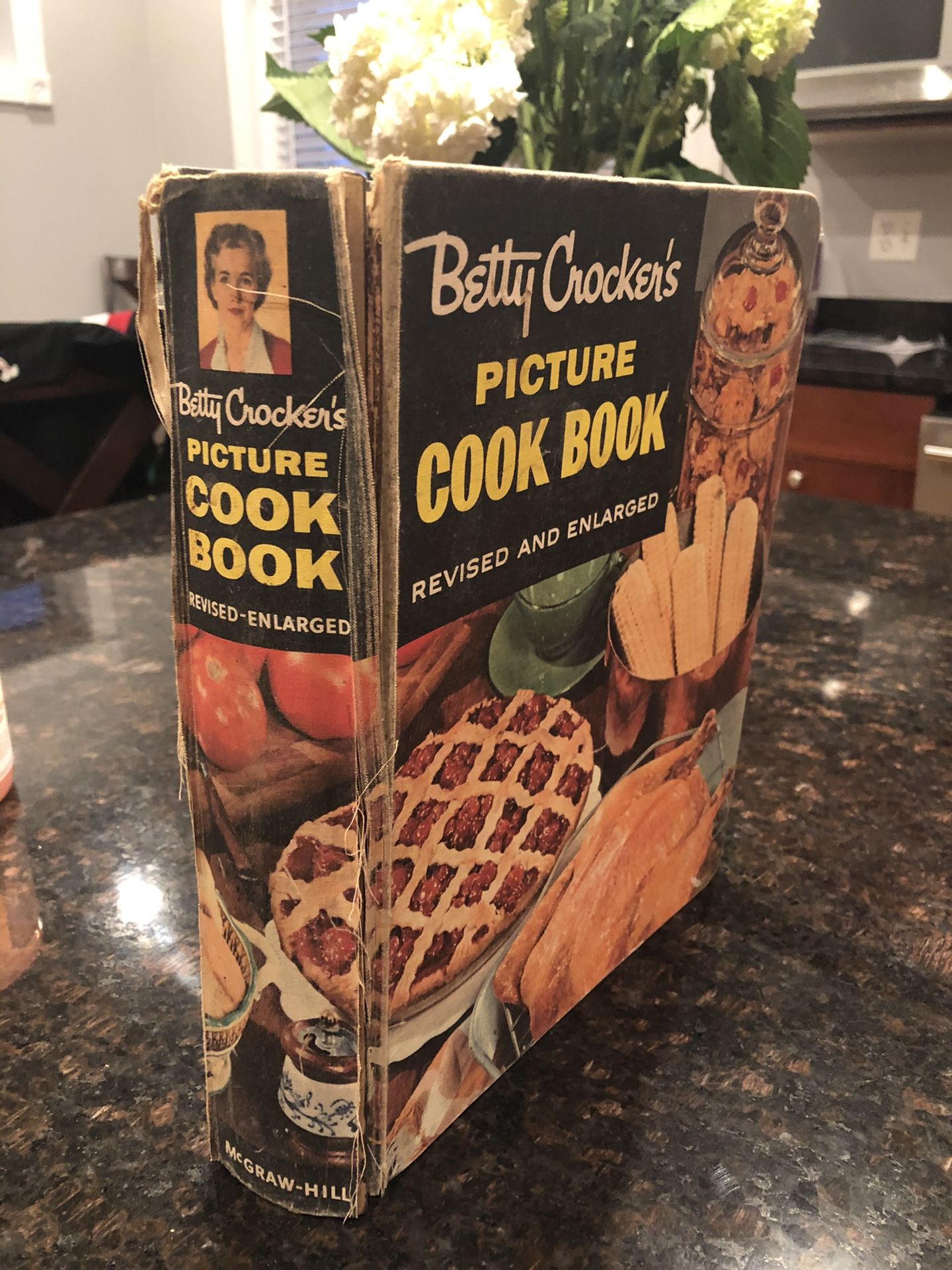 Betty Crocker picture cookbook