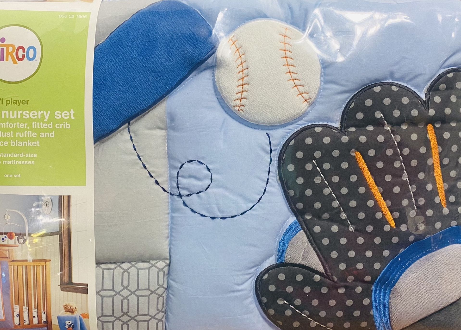 Circo Sports Theme 4-Piece Nursery Set