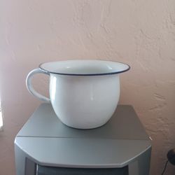 Chamber Pot