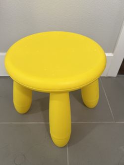 IKEA MAMMUT Kids Stool – $1