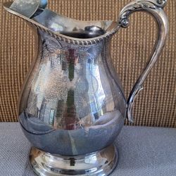 Water Pitcher 
