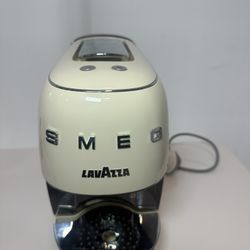 Coffee Maker Smeg lavazza A Modo Mio