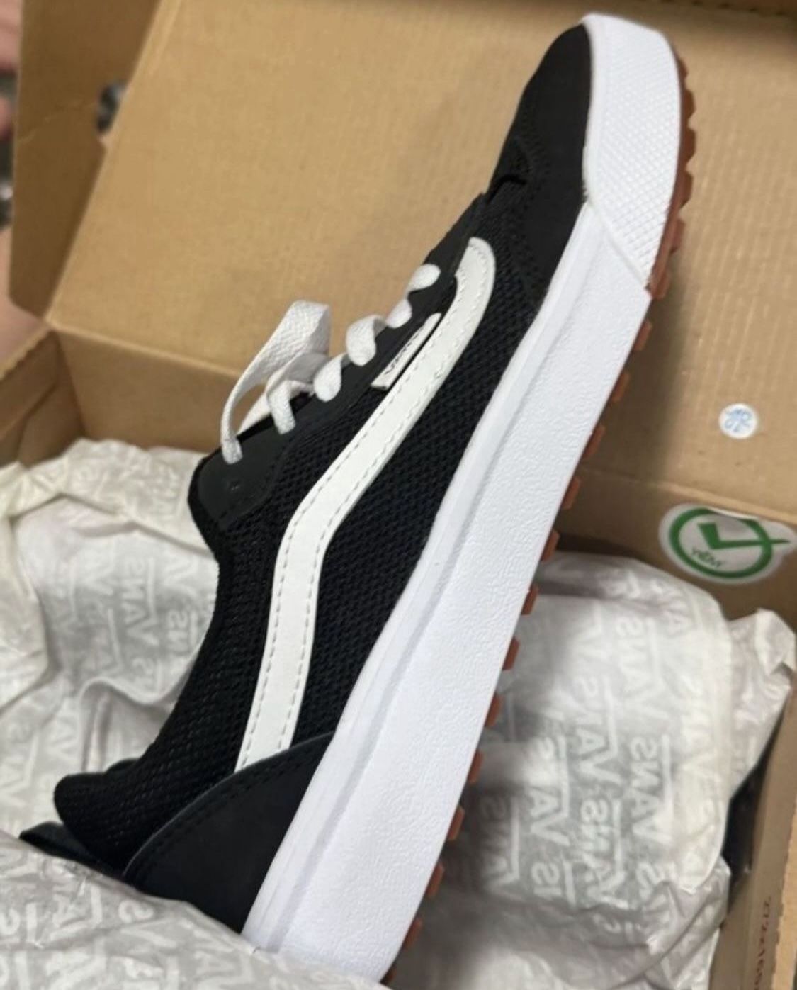 Vans Shoes Size 5 Brand new