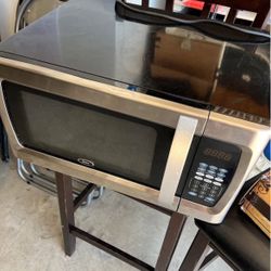 Oster Microwave 