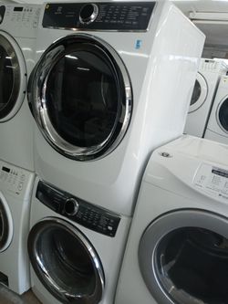 Electrolux stackable front load washer and dryer set - Free delivery