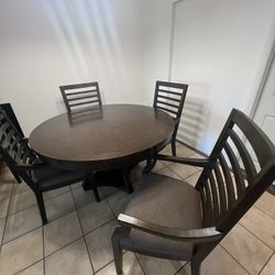 Set Dining Table, chairs and buffet