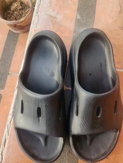Hoka  Black Women Size 7 Slides