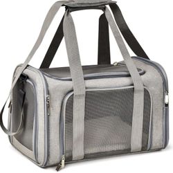 Pet Carrier For Small / Medium Cats Dogs 