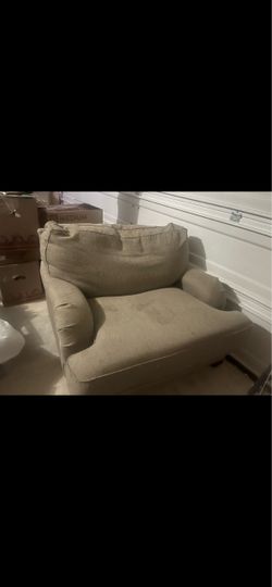 Free oversized chair!
