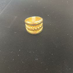 Lady’s Ring 