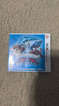 Skylander trap team