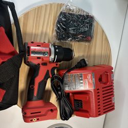 Brushless Cordless 1/2 in. Compact Drill/Driver