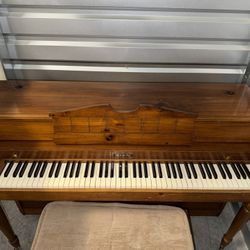 Baldwin Piano FREE DELIVERY 