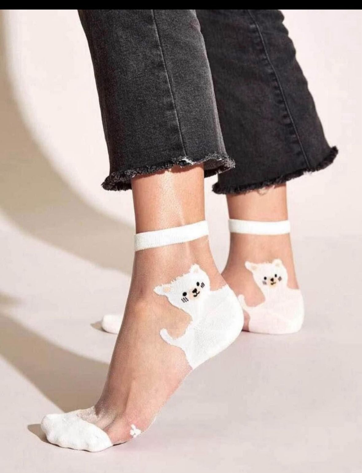 NWT! 2 pairs Cat Lovers sheer white Women’s Socks Paw print, cat design. Size 5-8