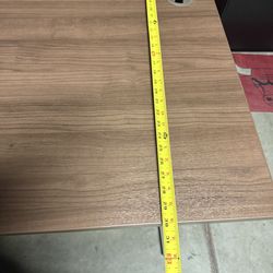 Adjustable electric desk