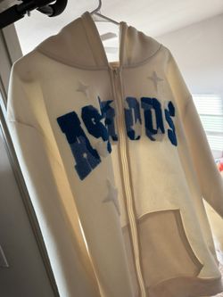 Astros Star sweater Size XL