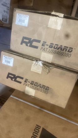 Rough Country Electric Steps 2025 Chevy Silverado